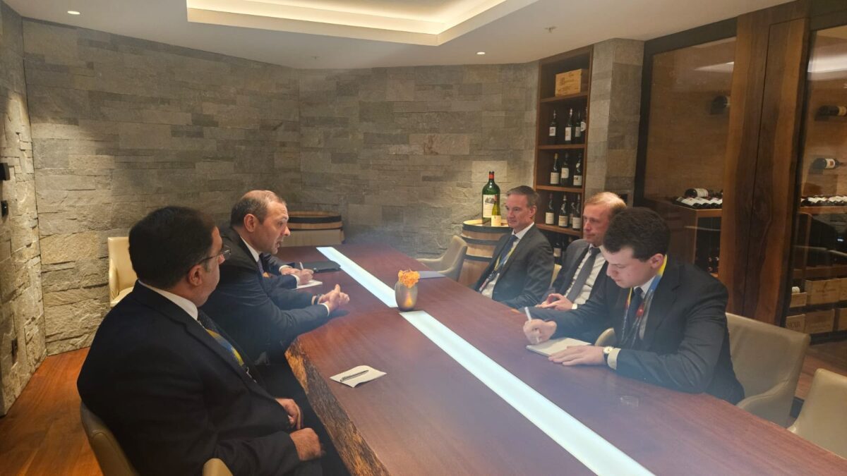 Ermenistan ve ABD yetkilileri  güvenlik gündemiyle toplandı